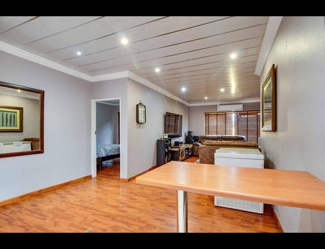 3 BEDROOM HOUSE FOR SALE IN DOBSONVILLE